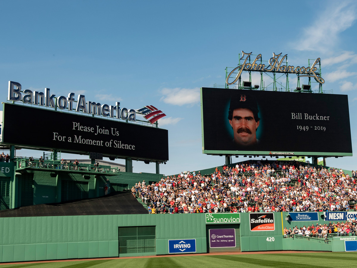 bill-buckner-fenway.jpg
